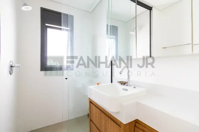 Imagem Apartamento para locação em São Paulo-SP, Cerqueira César: 2 quartos, 2 suítes, 3 salas, 1 vaga - 92m². Venha conferir!