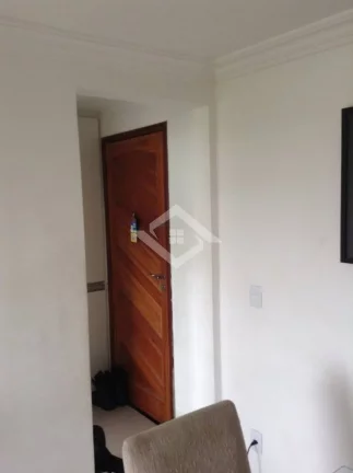 Imagem  Excelente apartamento totalmente reformado - Campo Grande