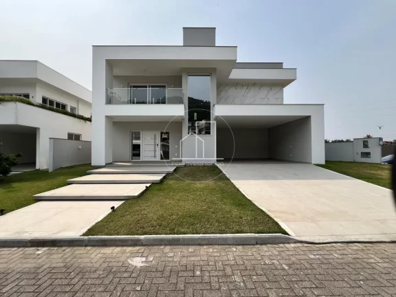 Imagem Casa Alto Padrão para Venda em Florianópolis / SC no bairro Ingleses do Rio Vermelho