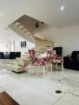 Imagem Sobrado em condomínio com 4 dormitórios à venda, 585 m² por R$ 2.340.000 - Vila Rosália - Guarulhos/SP
