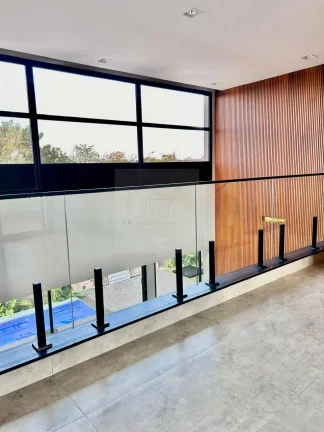 Imagem Vende-se casa em 400 m2, 3 suites em Condominio Quinta dos Ventos