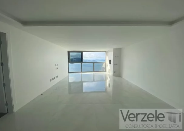Imagem Frente ao Mar para Venda em Balneário Camboriú / SC no bairro Centro