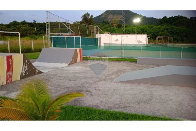 Imagem Lindo e Plano Terreno em Condomínio com Lazer Completo.