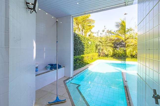 Imagem Casa à venda no condomínio CRYSTAL LAKE - 6 quartos por R$ 4.750.000,00 - Barra da Tijuca, Rio de Janeiro - RJ