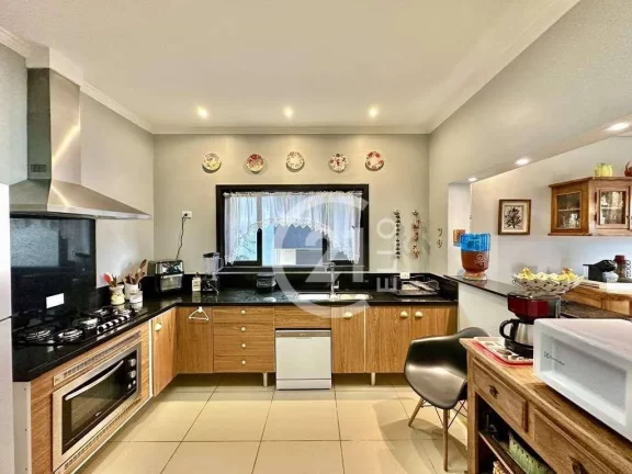 Imagem Casa com 3 quartos à venda - Condomínio Golf Garden - Carapicuíba/SP