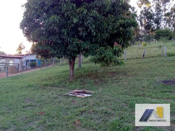 Chácara com 1 Quarto à Venda, 1.600 m² em Afonsos - Pouso Alegre