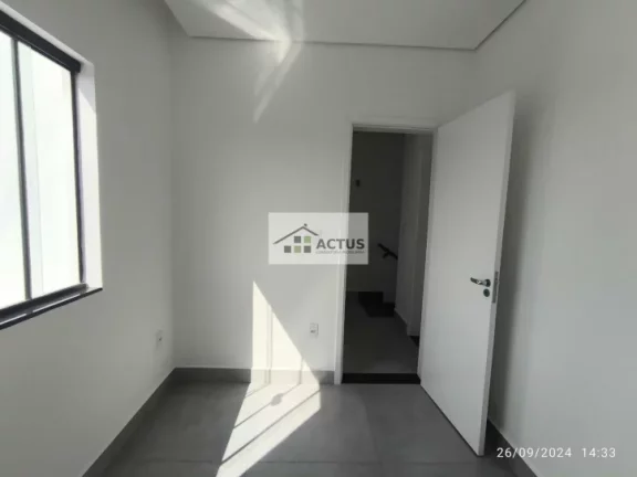 Imagem Casa com 3 Quartos à Venda, 100 m² em São Pedro - Ibirité