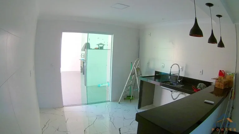 Imagem Casa Duplex com 4 Suítes à Venda na Praia do Morro, Guarapari-ES