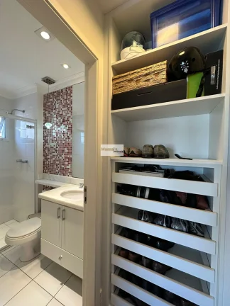 Imagem Casa de condomínio à venda, no Condomínio Ávila, , com 3 quartos, 1m2