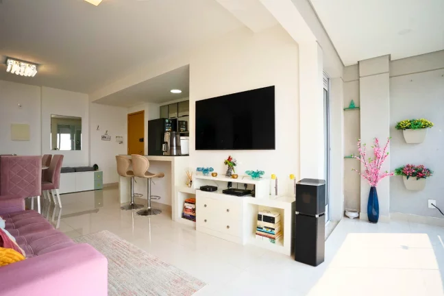 Imagem Apartamento com 2 Quartos à Venda, 70 m² em Alphaville - Barueri