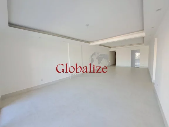 Imagem Apartamento à venda com 162m², 3 quartos, 1 suíte, dependência e 2 vagas por R$1.490.000,00 no Boqueirão em Santos