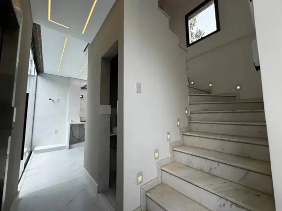 Imagem Casa Triplex de Luxo à Venda no Campo Grande - Santos/SP