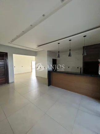 Imagem CASA À VENDA DE ALTO PADRÃO, CONFORTO E LAZER COMPLETO, EM SINOP - MT.