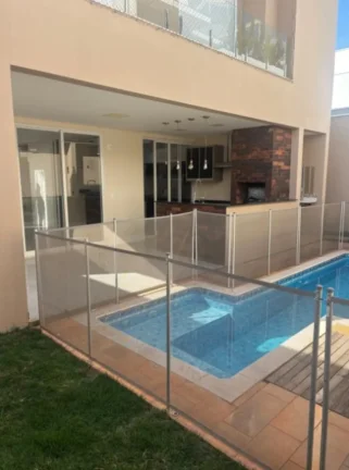 Imagem Casa de Alto Padrão para Locação em Condomínio na Cyrela Landscape Esplanada - 3 Quartos, 3 Suítes, 3 Salas, 5 Banheiros, 4 Vagas de Garagem, 250m².