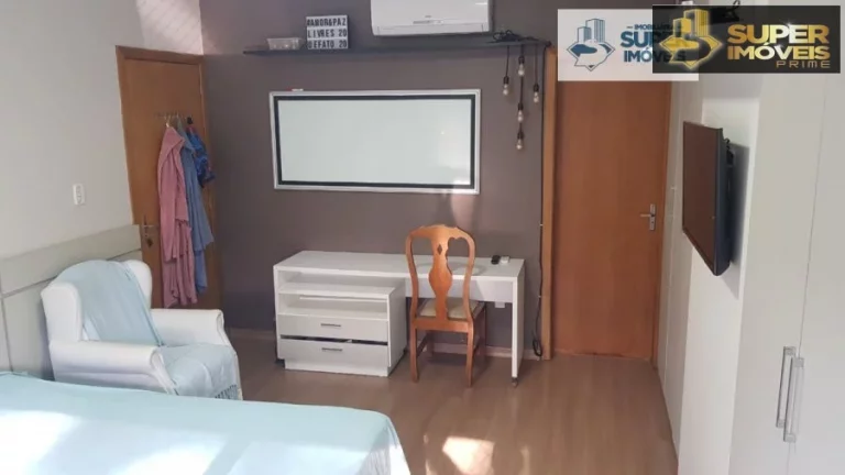Imagem Casa Sobrado para Venda em Laranjal Pelotas-RS - 2136