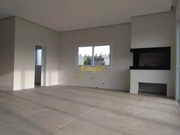 Imagem Casa térrea em condomínio fechado com 04 suites com movéis fixos