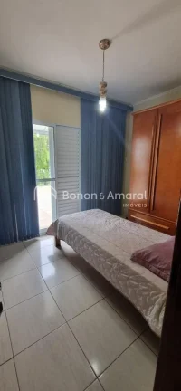 Imagem Excelente casa em avenida, totalmente reformada, com 3 dormitórios e edícula completa! Localizada ...