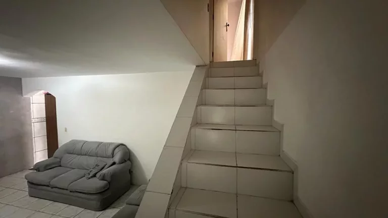 Imagem Sobrado com 2 dormitórios à venda, 400 m² por R$ 950.000,00 - Jardim Carlos Cooper - Suzano/SP