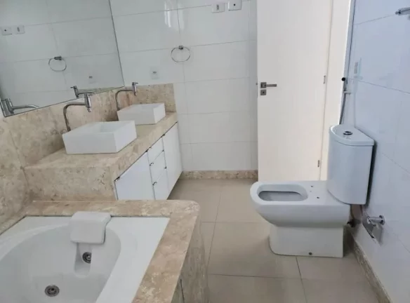 Imagem Casa Alto Padrão Intermares