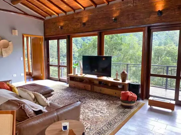 Imagem Refúgio das Araucárias | Design e silêncio na Mantiqueira