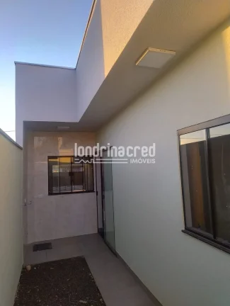 Imagem Casa no Jardim Mônaco em Arapongas, 3 dormitórios (1 suíte), sala, cozinha, banheiro social, 2 vagas de garagem e 88m² de área útil