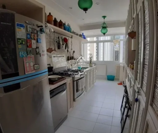 Imagem Imperdível oportunidade! Apartamento à venda em Guarujá-SP, Pitangueiras: 3 quartos, 1 suíte, 2 salas, 2 banheiros, 1 vaga e 170m².