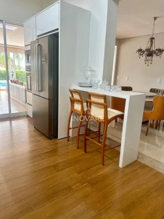 Imagem Casa com 3 dormitórios à venda, 275 m² por R$ 3.500.000,00 - Vila de Furnas - Itumbiara/GO