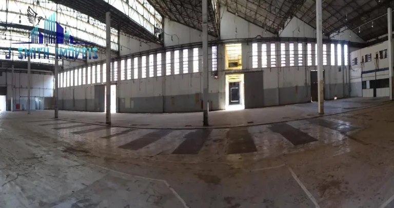 Imagem GALPÃO AC. 70.000m² INDL. À VENDA EM TERRENO 185.000m² - OPORTUNIDADE!!