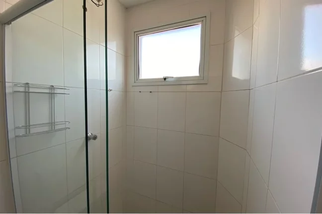 Imagem Apartamento moderno com cozinha integrada à sala, 2 quartos e 1 vaga para locação na Freguesia do Ó