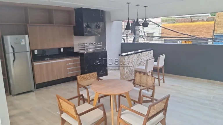 Imagem Apartamento com 36M², 2 dormitórios, cozinha integrada com a sala, área de serviços, varanda e 1...