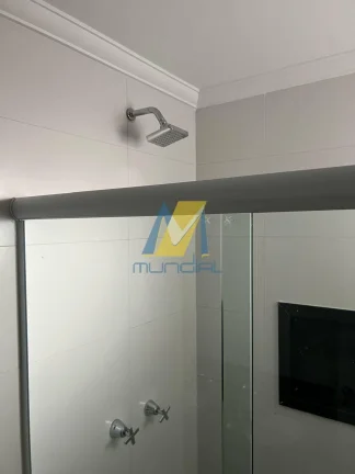 Imagem Apartamento moderno com suíte, 2 vagas soltas e sacada envidraçada