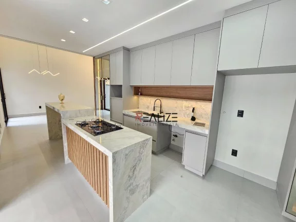 Imagem Casa térrea com escritório e banheira de hidromassagem à venda, 196 m² por R$ 1.790.000 - Condomínio London Park - Indaiatuba/São Paulo