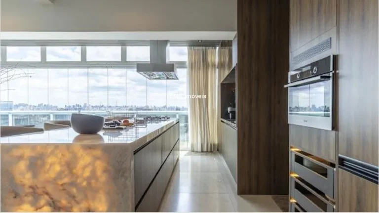 Imagem Apartamento de alto padrão à Venda na Vila Nova Conceição de 225m²