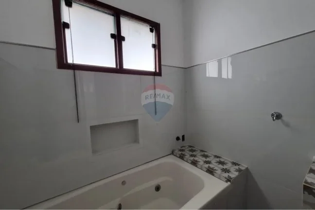 Imagem Casa Comercial em Votorantim: Ampla e Bem Localizada!