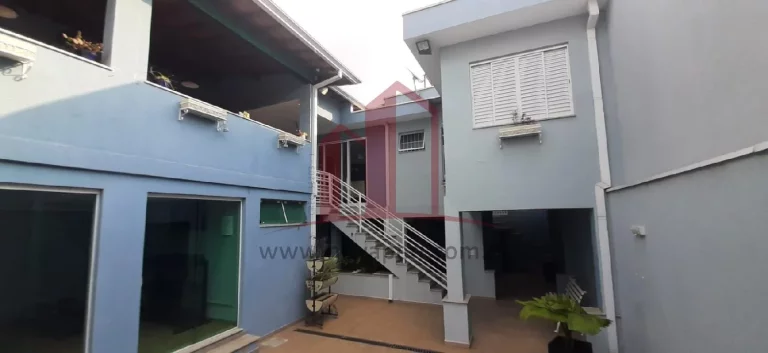 Imagem Imperdível oportunidade: Casa à venda em Franco da Rocha-SP, Centro - 3 quartos, 1 suíte, 2 salas, 3 vagas de garagem!