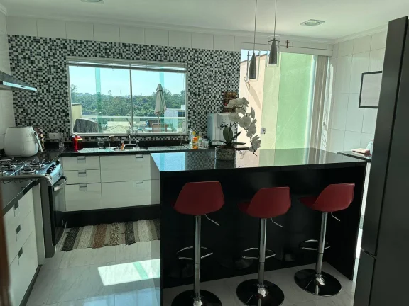 Imagem Sobrado Alto Padrão em Localização Privilegiada 350 m² 4 Dormitorios