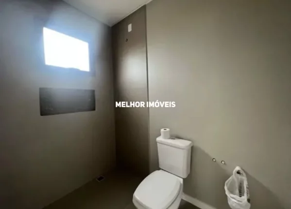 Imagem Apartamento á venda com 3 suítes e 2 vagas localizado em Meia Praia Itapema