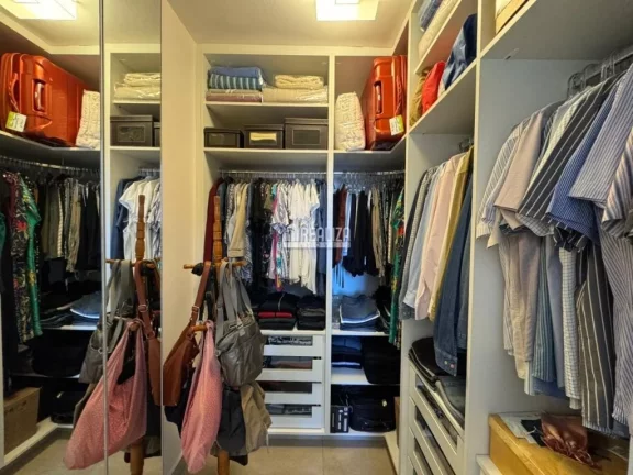 Imagem Apartamento com 4 dormitórios e móveis planejados no Condomínio Edifício Tocantins, Centro de Uberaba