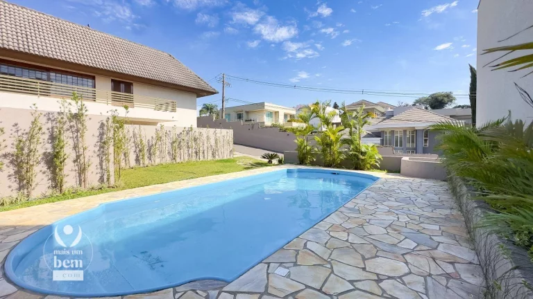 Imagem Sobrado com 244 m², 3 Suítes, Sala intima , Condominio Fechado com Piscina e Salão de Festas à venda por R$ 1.290.000 - Campo Comprido - Curitiba/PR