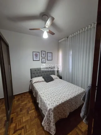 Imagem Casa de 3 dormitórios no bairro Estados Unidos em Uberaba
