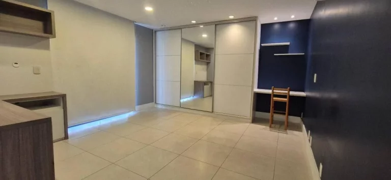 Imagem Casa com 4 Quartos à Venda, 300 m² em Barra Da Tijuca - Rio De Janeiro