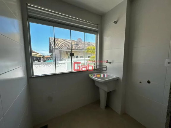 Imagem Apartamento com 3 dormitórios à venda, 68 m² por R$ 499.000 - Palmeiras - Cabo Frio/RJ