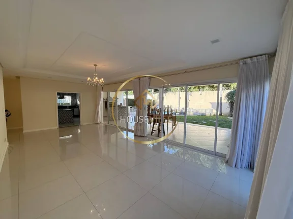 Imagem Casa Sobrado, 4 Dormitórios ( 4 suítes), Condomínio Santa Clara, Jacareí.