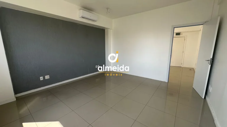 Imagem SALA COMERCIAL COM ÓTIMA LOCALIZAÇÃO
