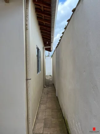 Imagem Casa Terrea de esquina semi nova