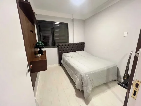 Imagem Apartamento decorado com 3 dormitórios sendo 1 suíte e 1 vaga em Balneário Camboriú