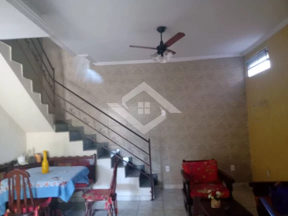 Imagem Casa Triplex para Venda em Campo Grande com 3 Suítes