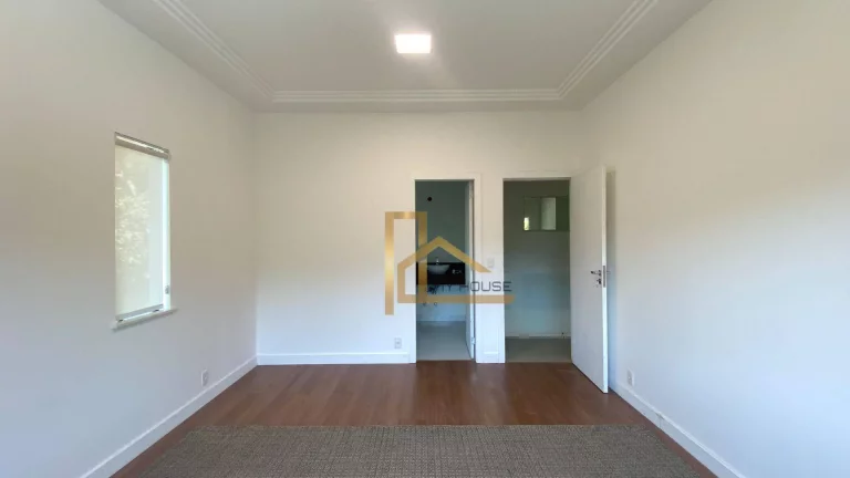 Imagem Casa com 4 suítes em condomínio no Quebra Frascos - Teresópolis-RJ