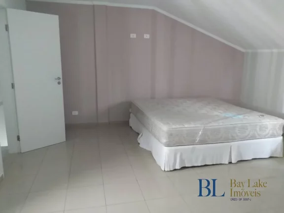 Imagem Casa em Cond Fechado 182M² - 4 Dorms -3 Vagas Próximo Metrô Vila Prudente!