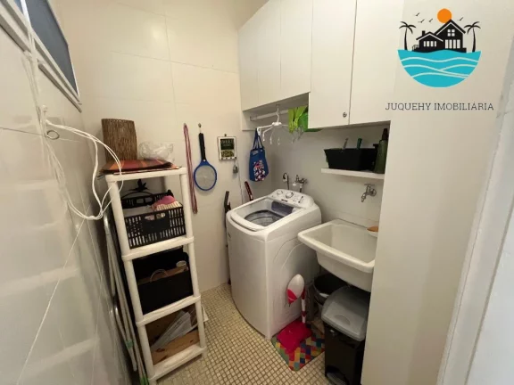 Imagem Casa de Temporada em Juquehy - Casa em condomínio, 3 suítes, 600metros da praia, 2 vagas, piscina privativa max. 8 pessoas | Juquehy Imobiliária